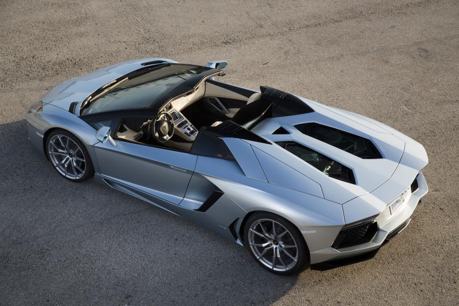  Lamborghini Aventador LP700-4 Roadster 2012 года  (фото 53 из 88)
